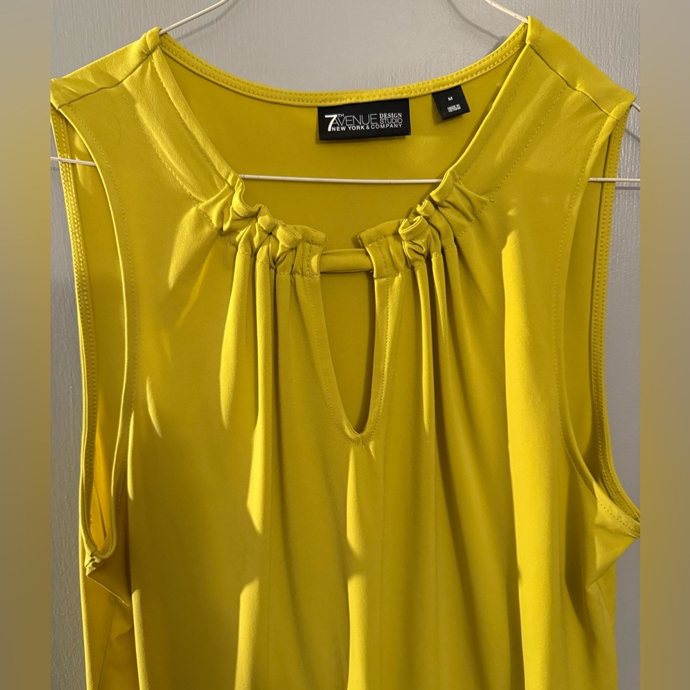 New York & Company light green top. Size M